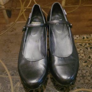 Camper size 39 (us 9) mary jane style heels